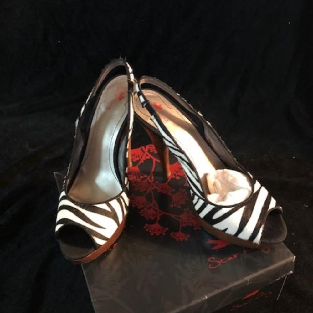 Zebra Print Star Ling Size 7